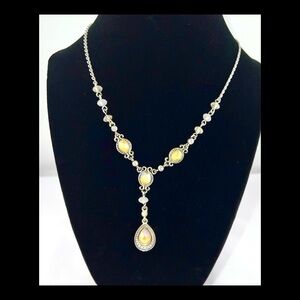 Vtg Y2K Avon Silvertone SH Y Necklace Yellow Citrine Opalescent Opaline Glass